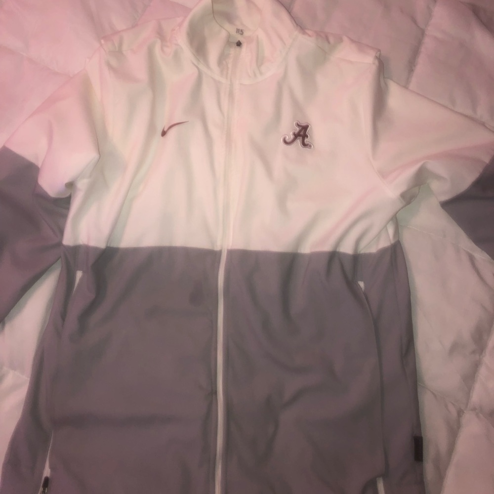 Nike UA dri fit windbreaker